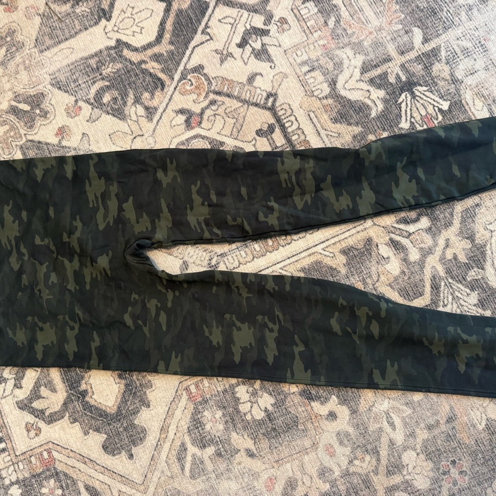 SPANX Green Camouflage Leggings